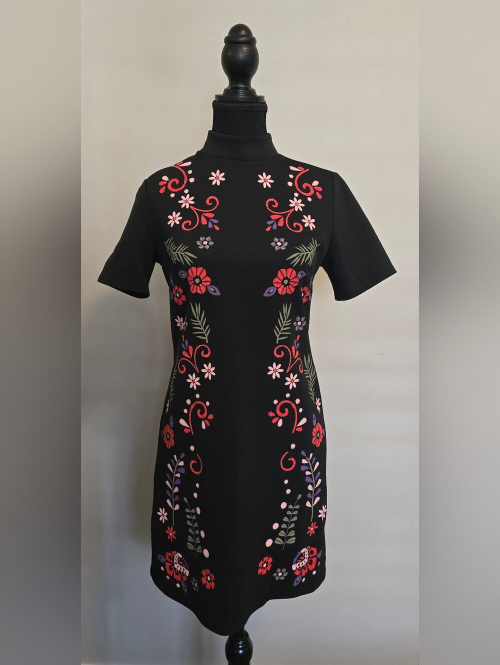 Atmosphered Black Mockneck Mini  Dress with Floral Pattern